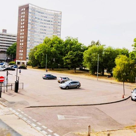 Urban Stylish Apartment - Southend Stays エクステリア 写真